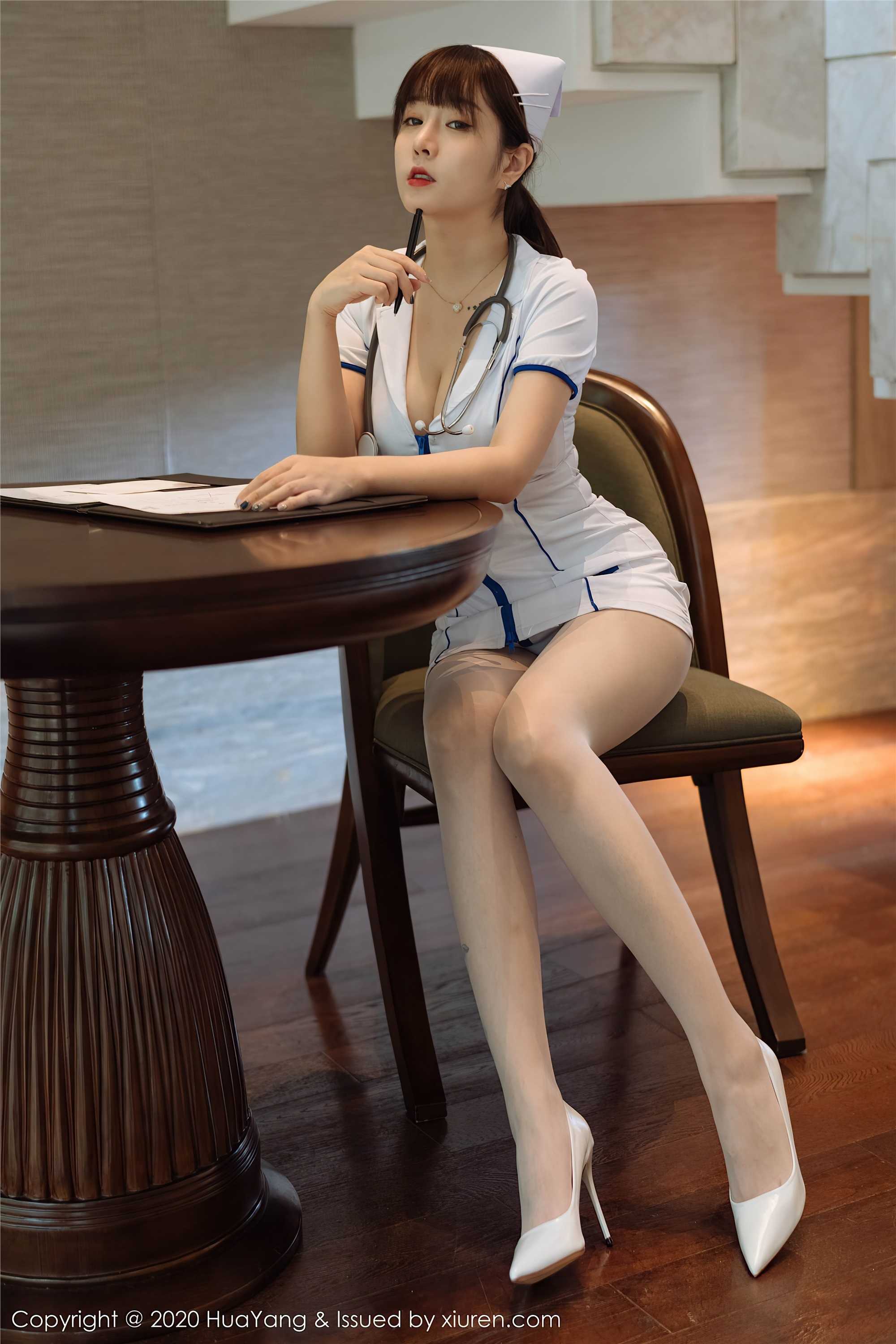 HuaYang花漾 2020.11.27 Vol.330 王雨纯